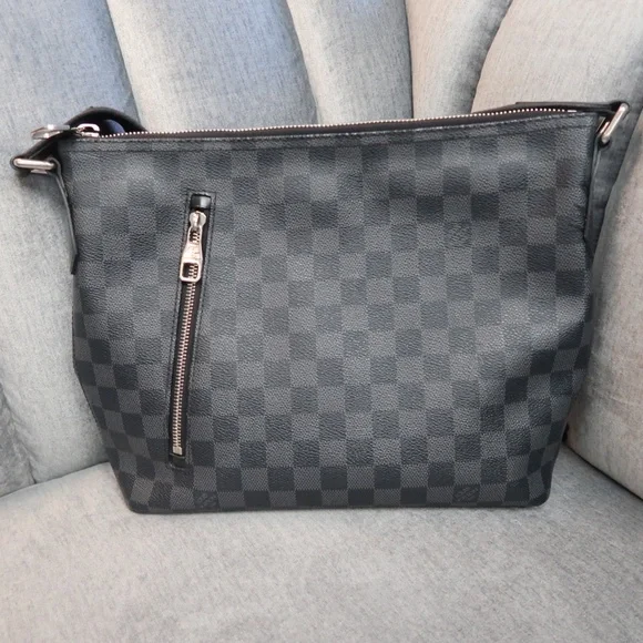 Louis vuitton mick pm on sale